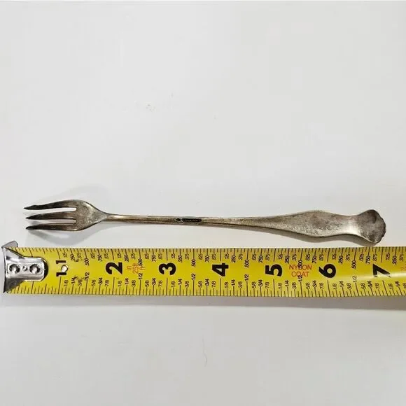 Antique William Adams Eaton Silver Plated Long Olive Pickle Cocktail Fork - Picture 6 of 7